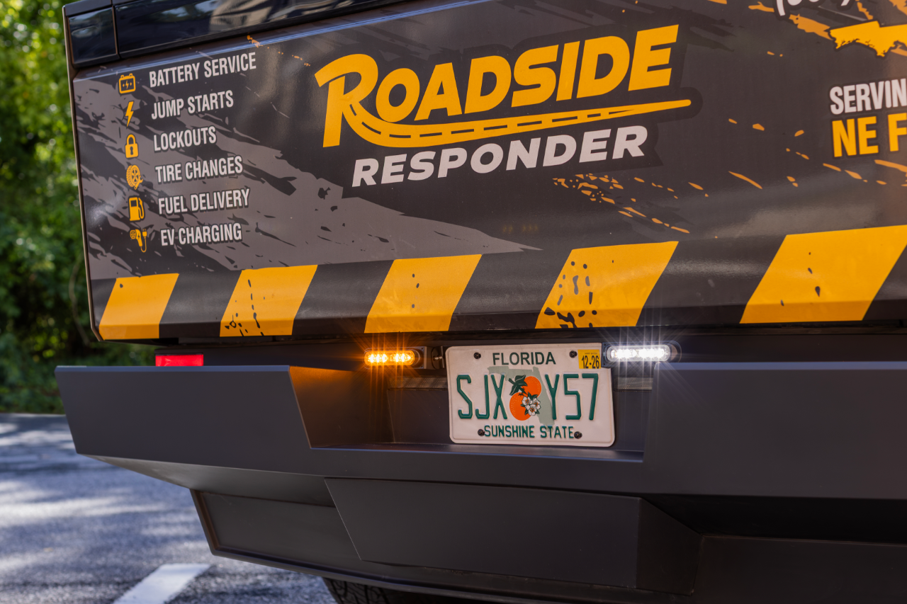 Roadside Responder Cybertruck ready for an active roadside scene